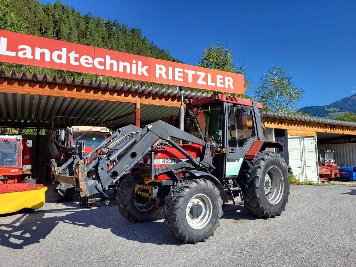 Traktor del tipo Case IH Traktor 4230, Gebrauchtmaschine In Ried im Oberinntal (Immagine 1)