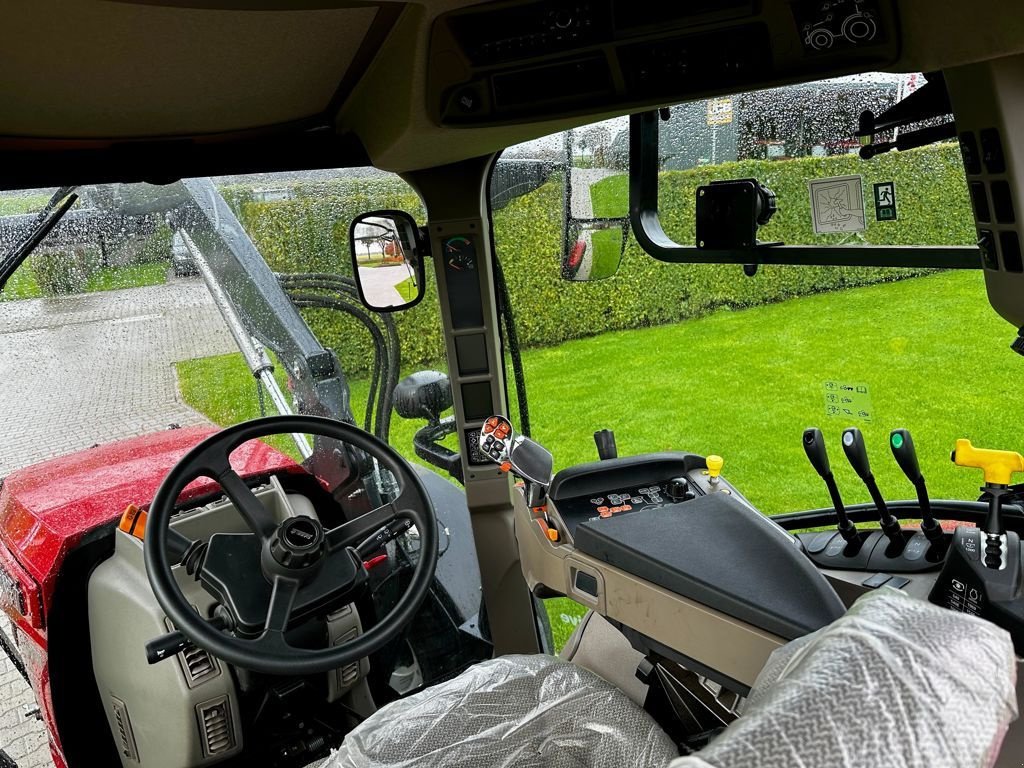 Traktor of the type Case IH VESTRUM 110 CVX, Gebrauchtmaschine in Coevorden (Picture 7)