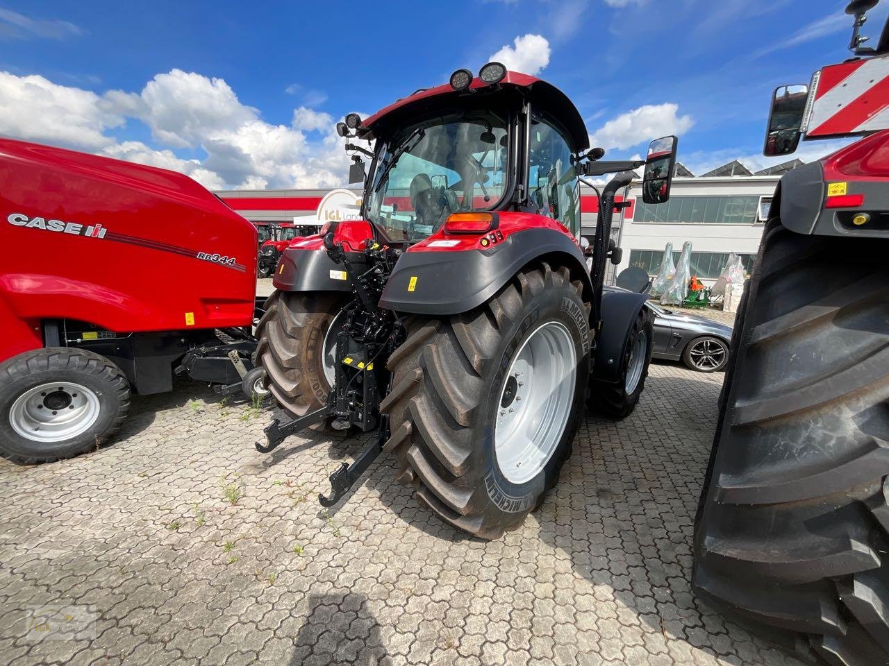 Traktor of the type Case IH VESTRUM 130 CVXDRIVE, Neumaschine in Pfreimd (Picture 3)