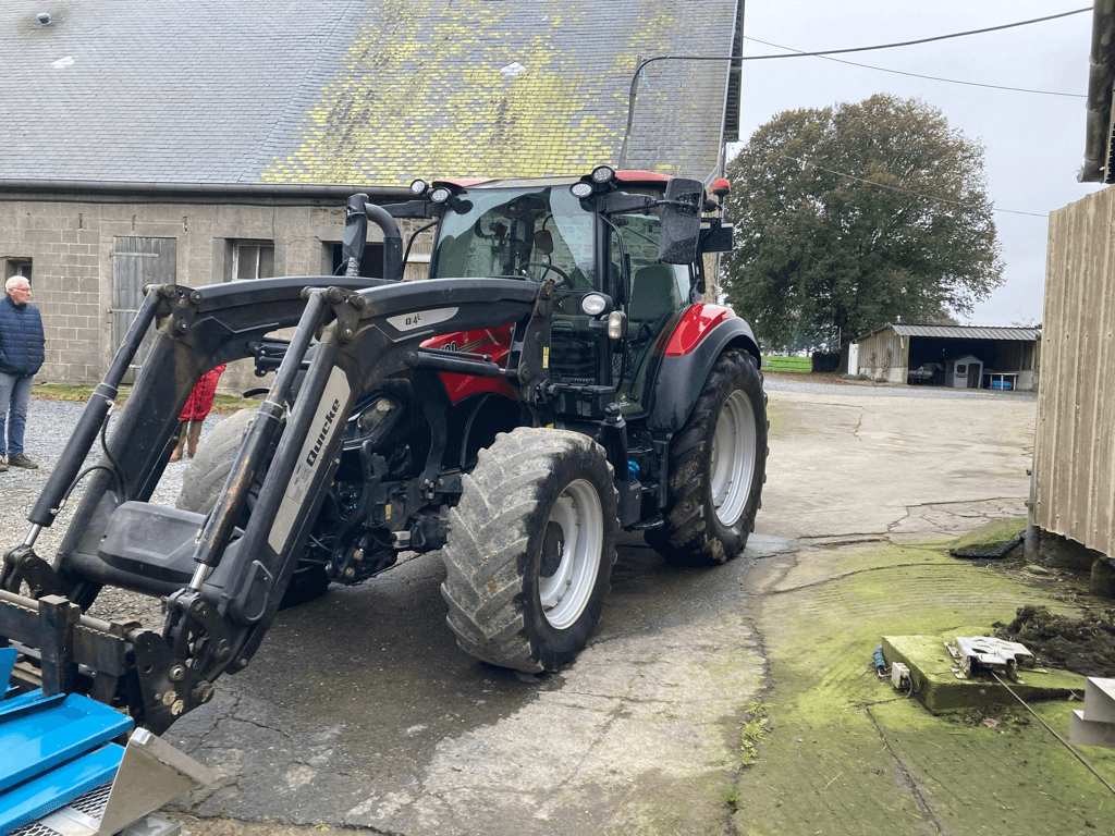 Traktor van het type Case IH VESTRUM CVXDRIVE 120, Gebrauchtmaschine in ISIGNY-LE-BUAT (Foto 4)