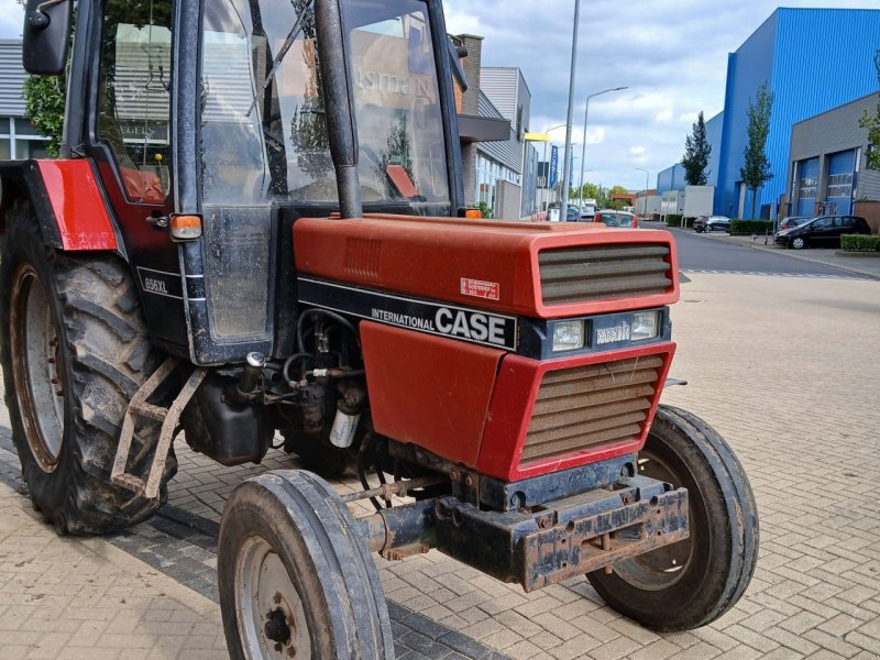 Traktor van het type Case 856XL, Gebrauchtmaschine in Alblasserdam