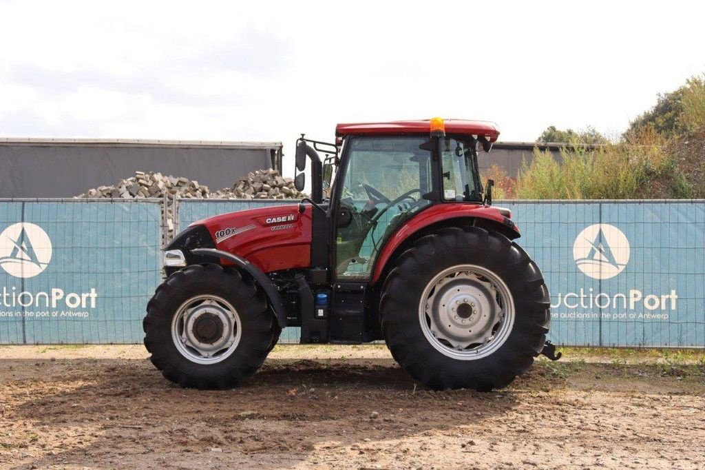 Traktor of the type Case Farmall 100x, Gebrauchtmaschine in Antwerpen (Picture 2)