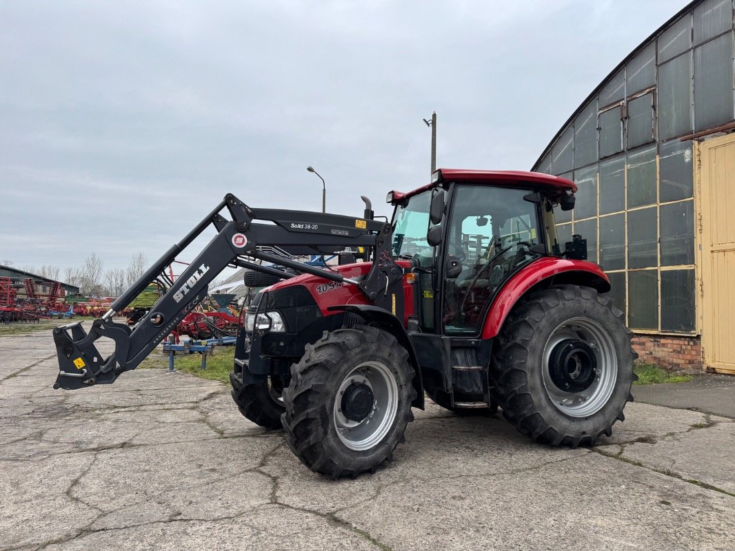 Traktor des Typs Case Farmall 105 A # Stoll ´2020, Gebrauchtmaschine in Liebenwalde (Bild 2)