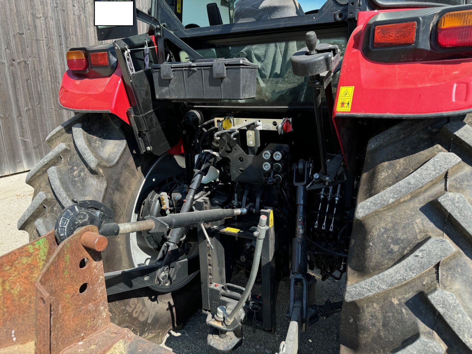 Traktor van het type Case Farmall 85A, Gebrauchtmaschine in Bayern - Tettenweis (Foto 8)