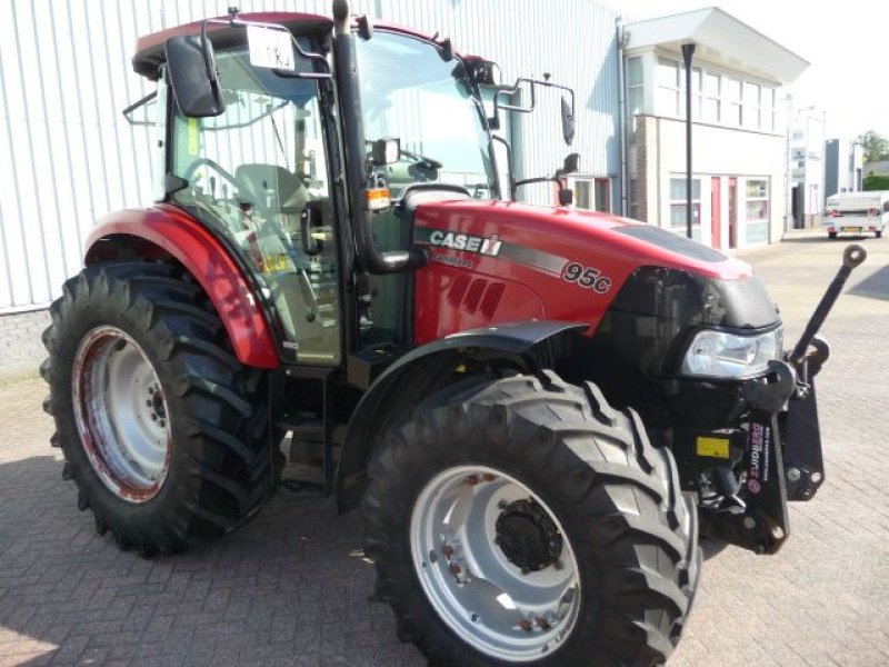 Traktor des Typs Case farmall 95 c, Gebrauchtmaschine in Oirschot (Bild 2)