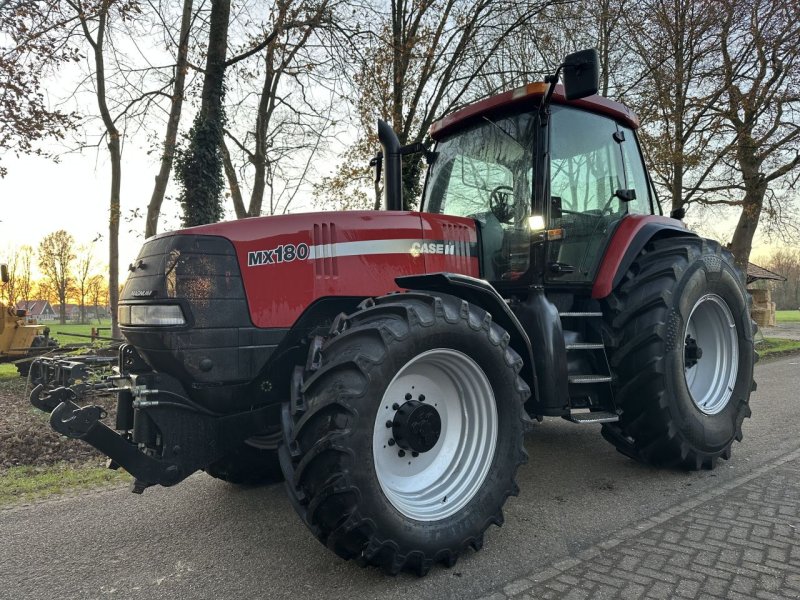 Traktor van het type Case MX 180, Gebrauchtmaschine in Rossum