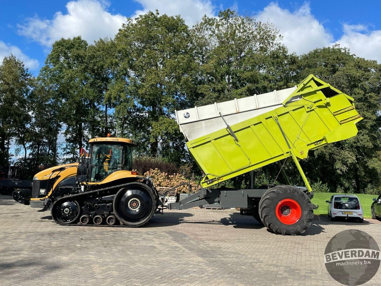 Traktor des Typs Challenger MT765B Claas overlaadwagen, Gebrauchtmaschine in Vriezenveen (Bild 5)