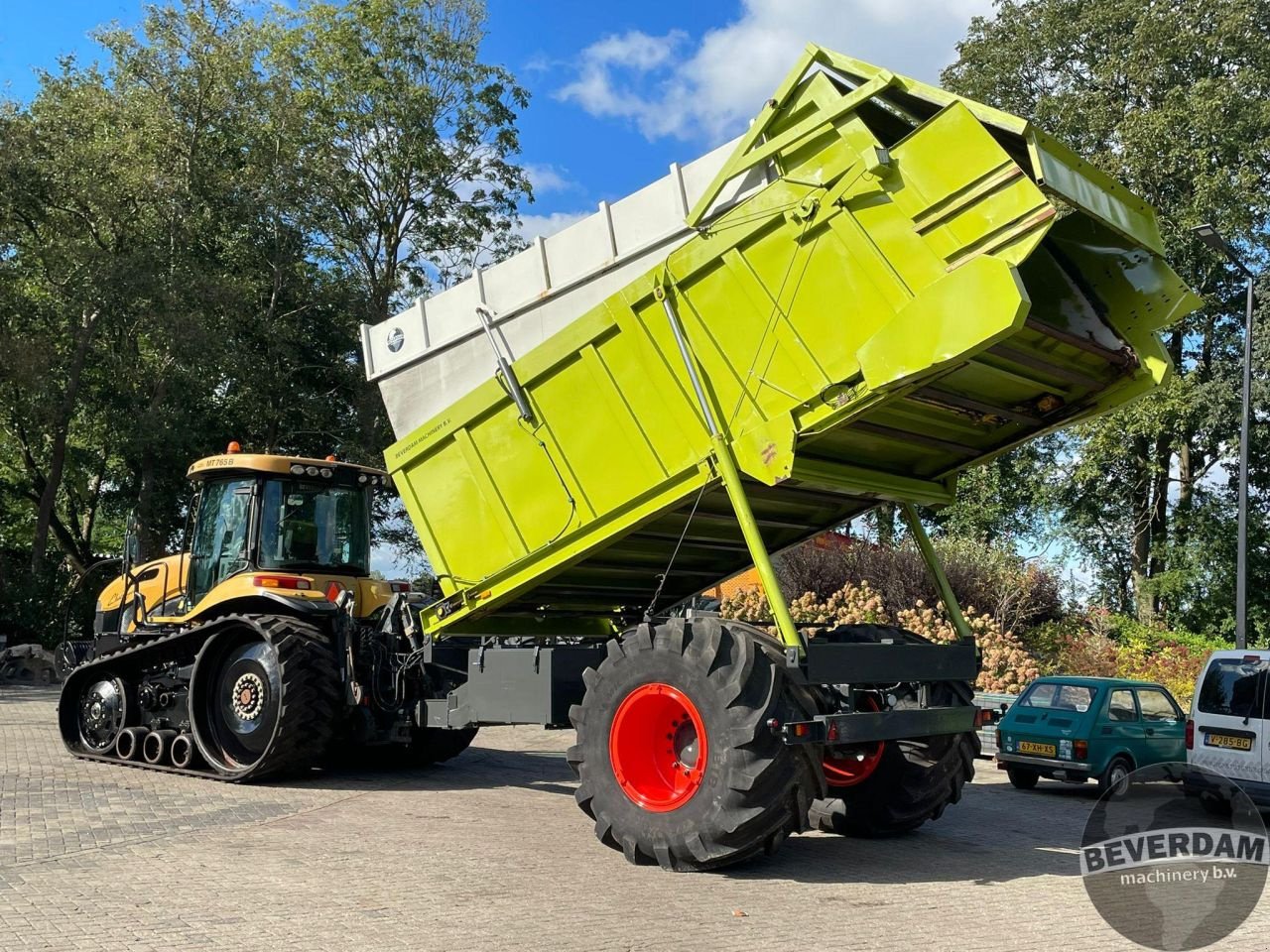 Traktor Türe ait Challenger MT765B Claas overlaadwagen, Gebrauchtmaschine içinde Vriezenveen (resim 4)