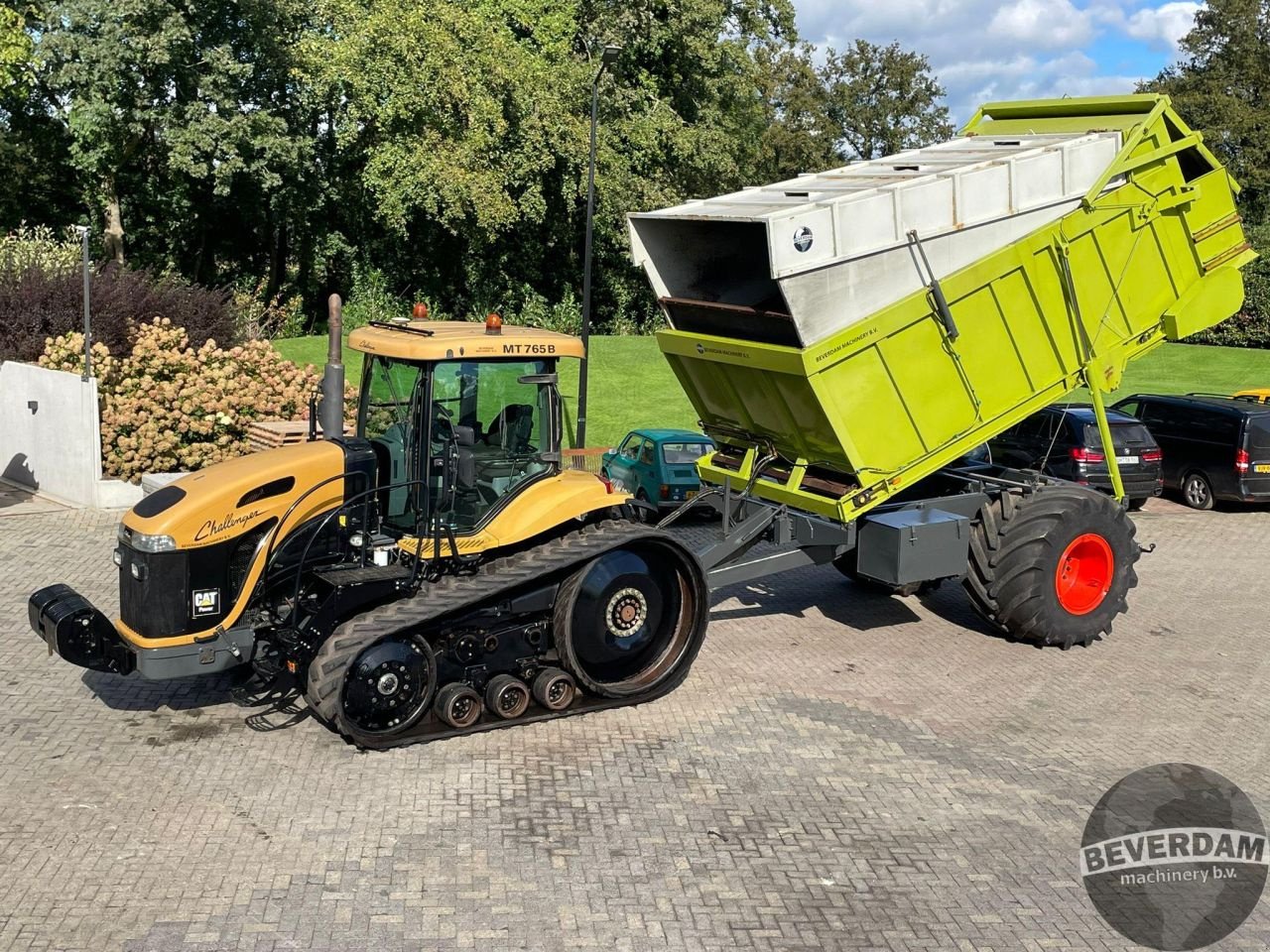 Traktor Türe ait Challenger MT765B Claas overlaadwagen, Gebrauchtmaschine içinde Vriezenveen (resim 1)