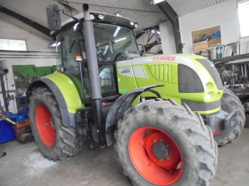 Traktor des Typs CLAAS 630, Gebrauchtmaschine in Rønde (Bild 1)