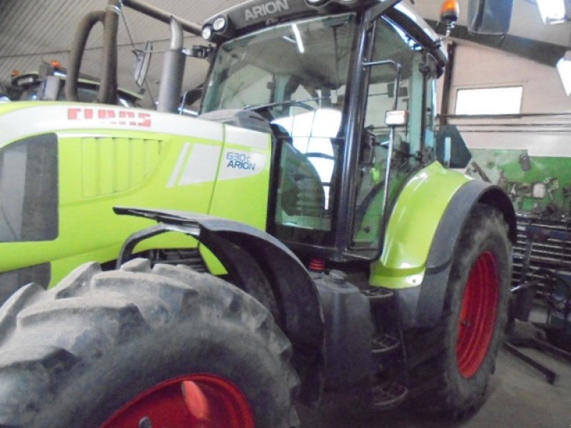 Traktor des Typs CLAAS 630, Gebrauchtmaschine in Rønde (Bild 3)