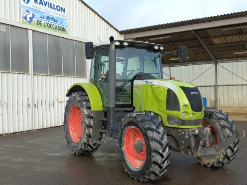 Traktor des Typs CLAAS 657, Gebrauchtmaschine in VERT TOULON (Bild 1)