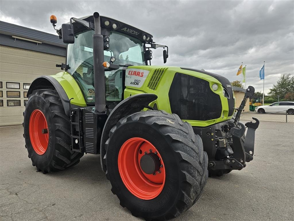 Traktor του τύπου CLAAS 850 CEBIS Hexashift, få timer, pæn og iorden, Gebrauchtmaschine σε Nykøbing Falster (Φωτογραφία 3)