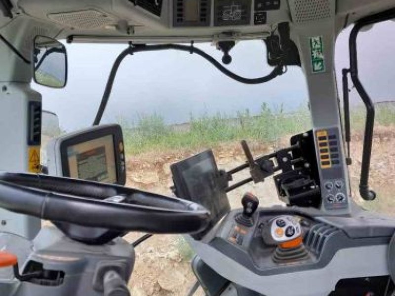 Traktor za tip CLAAS 870 CMATIC, Gebrauchtmaschine u Belleville sur Meuse (Slika 1)