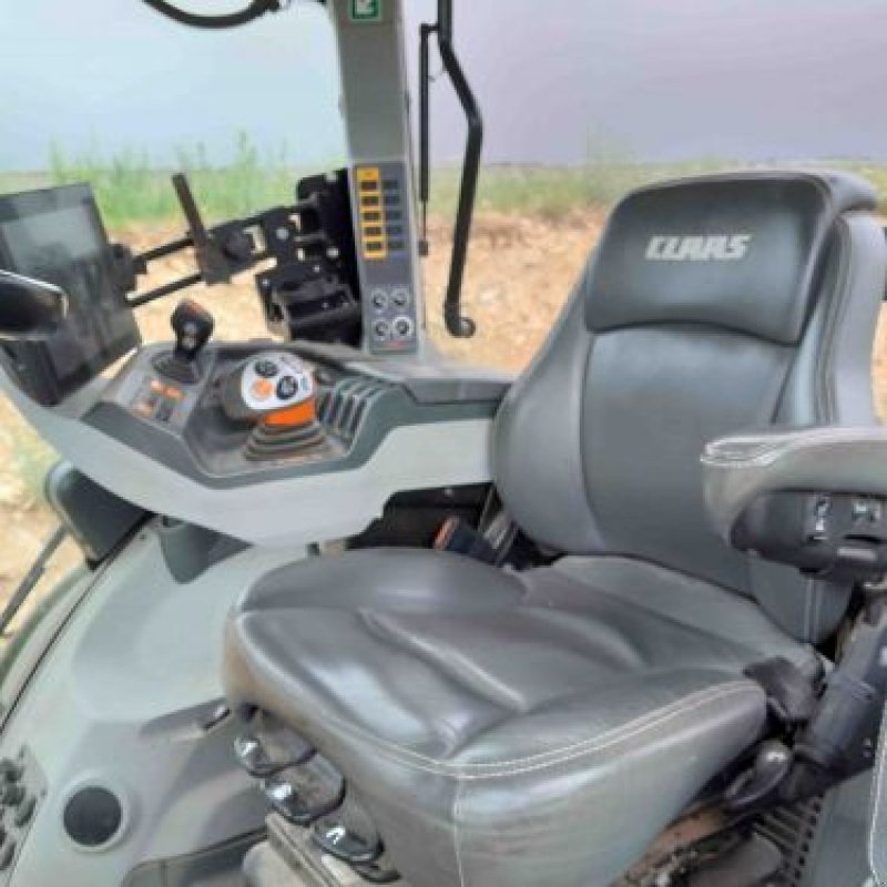 Traktor za tip CLAAS 870 CMATIC, Gebrauchtmaschine u DUN SUR MEUSE (Slika 3)