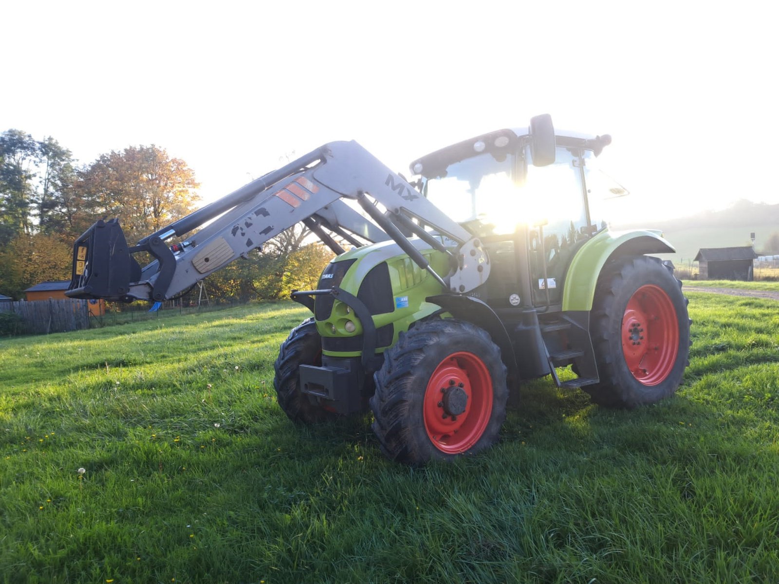 Traktor del tipo CLAAS Ares 557 ATX, Gebrauchtmaschine In Münchhausen (Immagine 4)