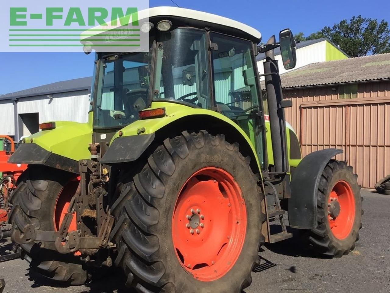 Traktor tip CLAAS ares 557 atz ATZ, Gebrauchtmaschine in SAINTE-GENEVIÈVE-SUR-ARGENCE (Poză 3)