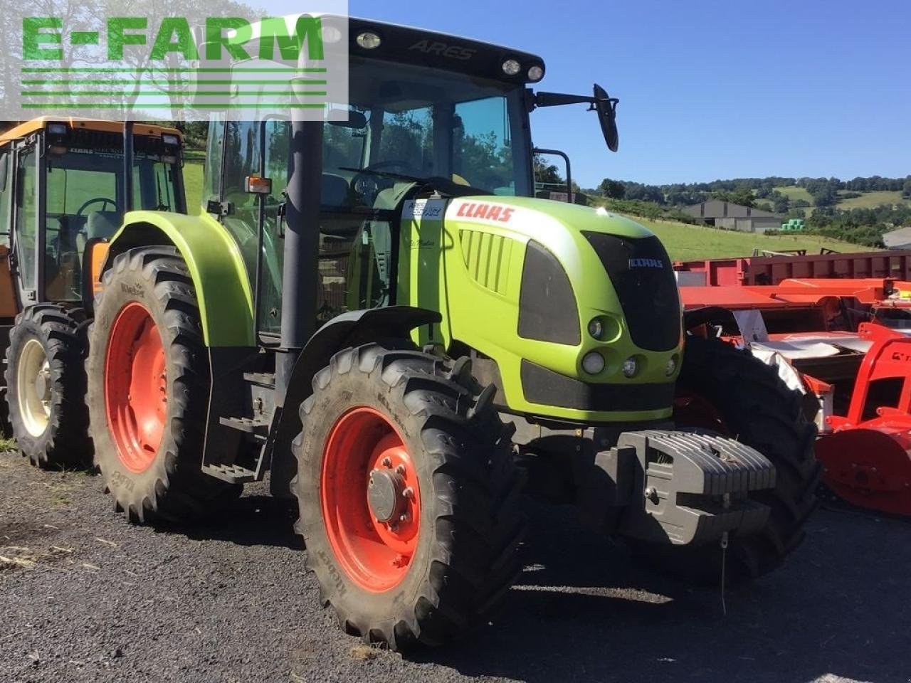 Traktor Türe ait CLAAS ares 557 atz ATZ, Gebrauchtmaschine içinde SAINTE-GENEVIÈVE-SUR-ARGENCE (resim 1)