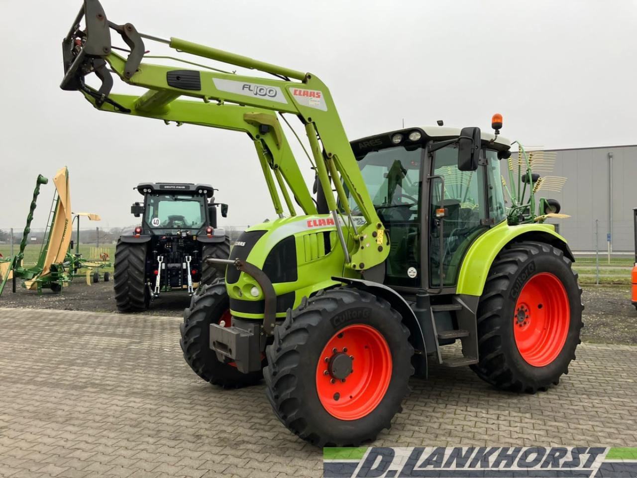 Traktor des Typs CLAAS Ares 557, Gebrauchtmaschine in Neuenhaus (Bild 2)