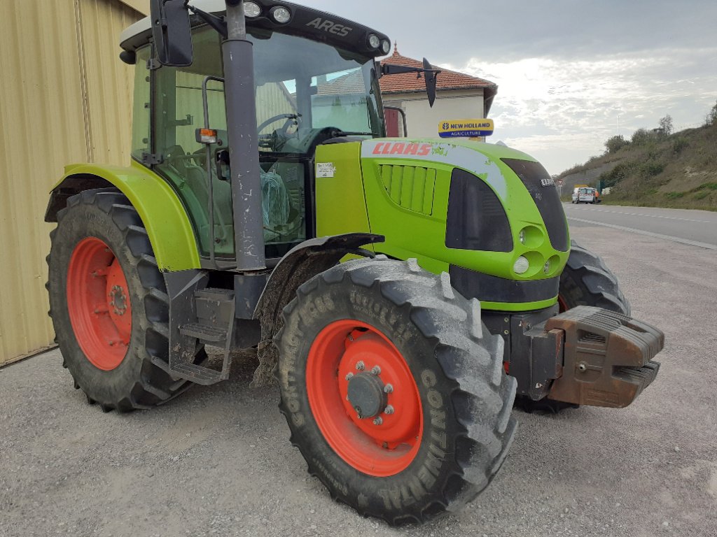 Traktor van het type CLAAS ARES 557ATZ, Gebrauchtmaschine in Lalœuf (Foto 2)