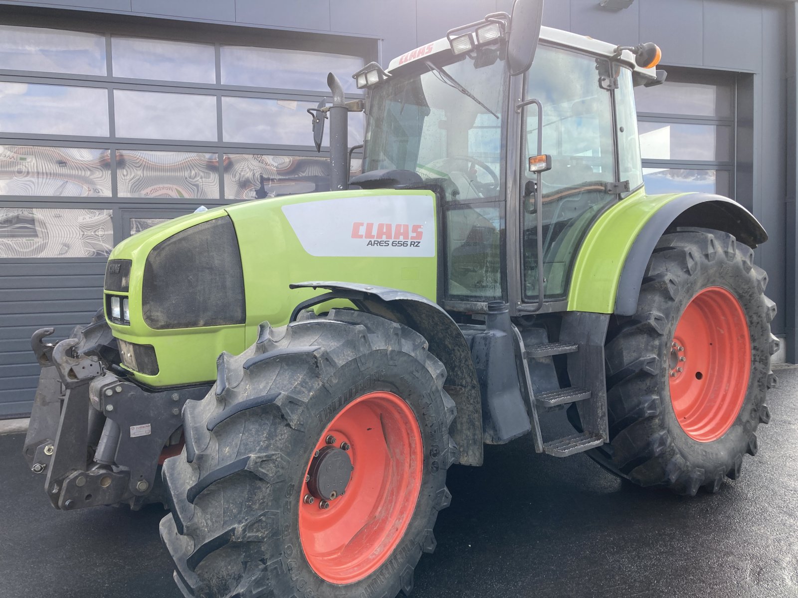 Traktor van het type CLAAS Ares 656 RZ, Gebrauchtmaschine in Wülfershausen an der Saale (Foto 2)