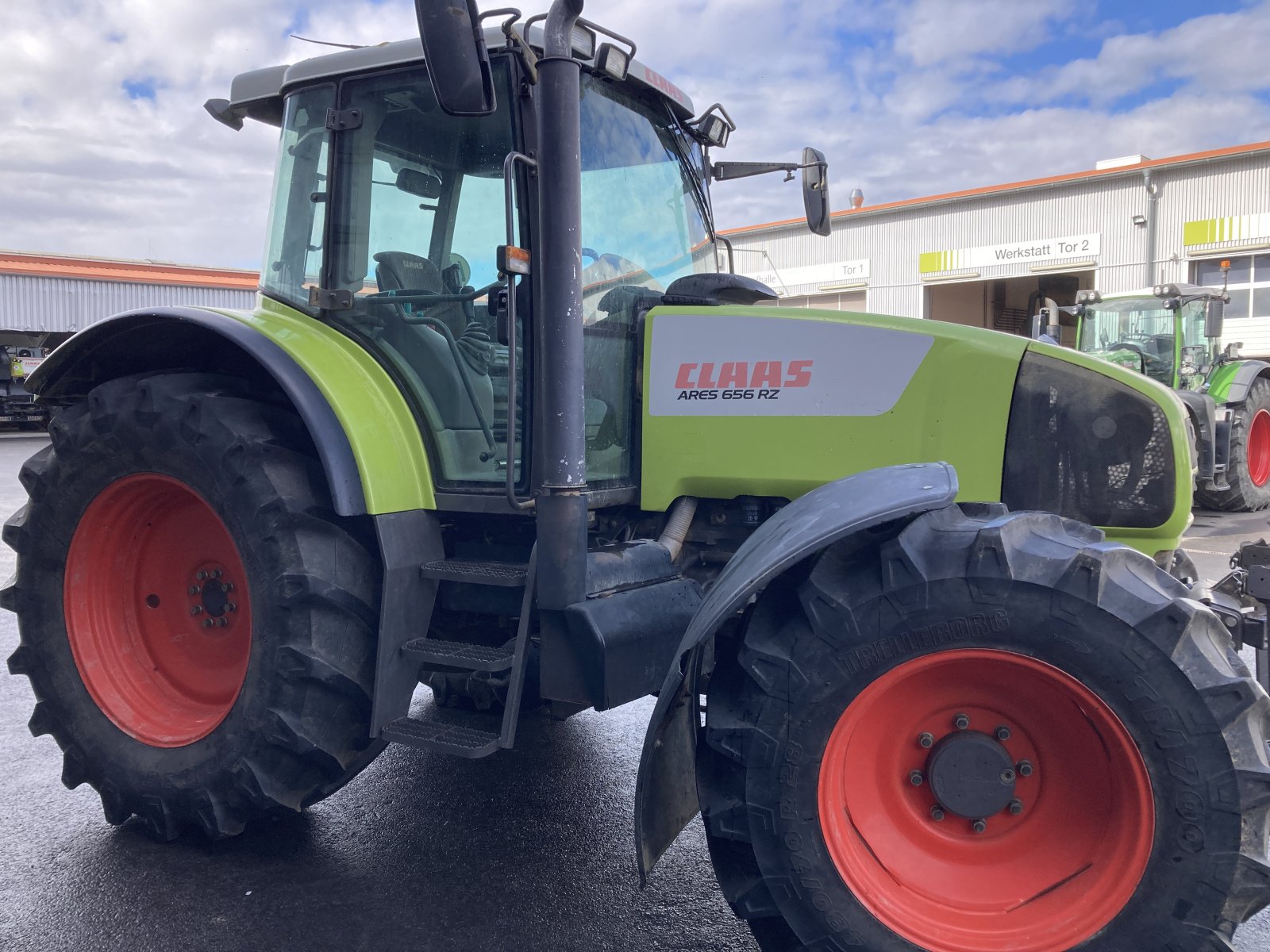 Traktor van het type CLAAS Ares 656 RZ, Gebrauchtmaschine in Wülfershausen an der Saale (Foto 8)