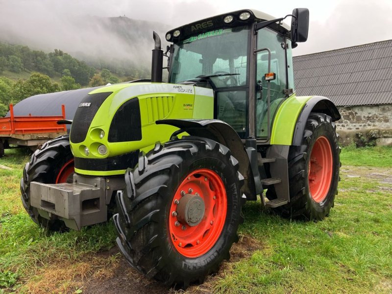 Traktor van het type CLAAS ARES 657 ATZ, Gebrauchtmaschine in SAINTE GENEVIEVE SUR AGENCE (Foto 1)