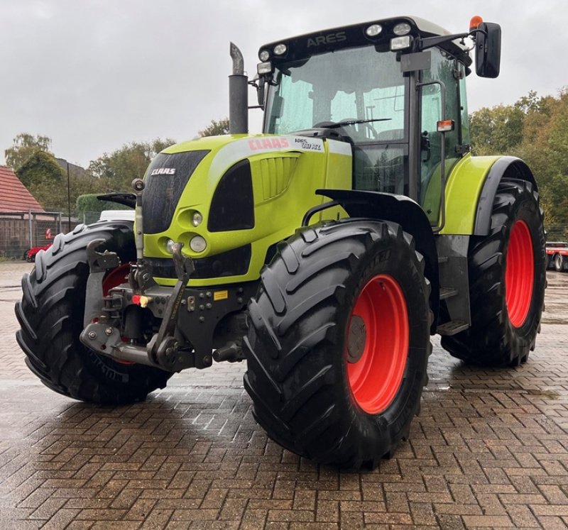 Traktor a típus CLAAS Ares 697 ATZ, Gebrauchtmaschine ekkor: Bramsche (Kép 1)