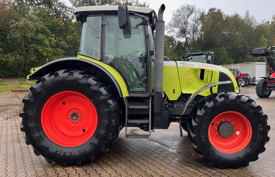 Traktor van het type CLAAS Ares 697 ATZ, Gebrauchtmaschine in Bramsche (Foto 4)