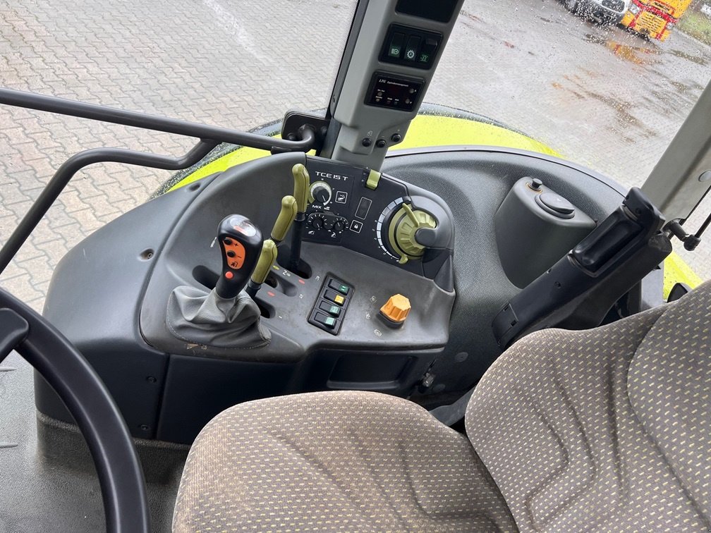 Traktor van het type CLAAS Ares 697 ATZ, Gebrauchtmaschine in Bramsche (Foto 12)