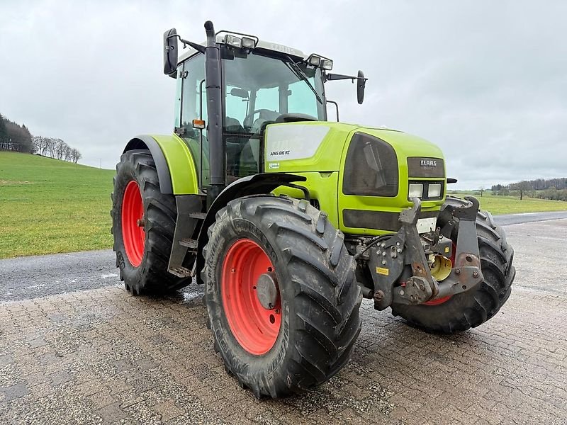 Traktor van het type CLAAS Ares 816 RZ, Gebrauchtmaschine in Steinau  (Foto 2)