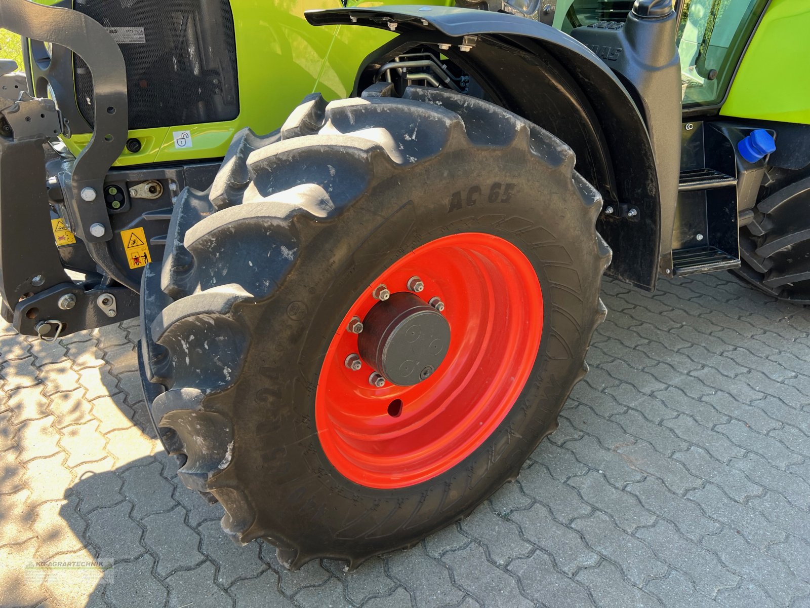 Traktor a típus CLAAS Arion 410 / 420 CIS Panoramic Frontlader Vollausstattung, Gebrauchtmaschine ekkor: Langensendelbach (Kép 5)