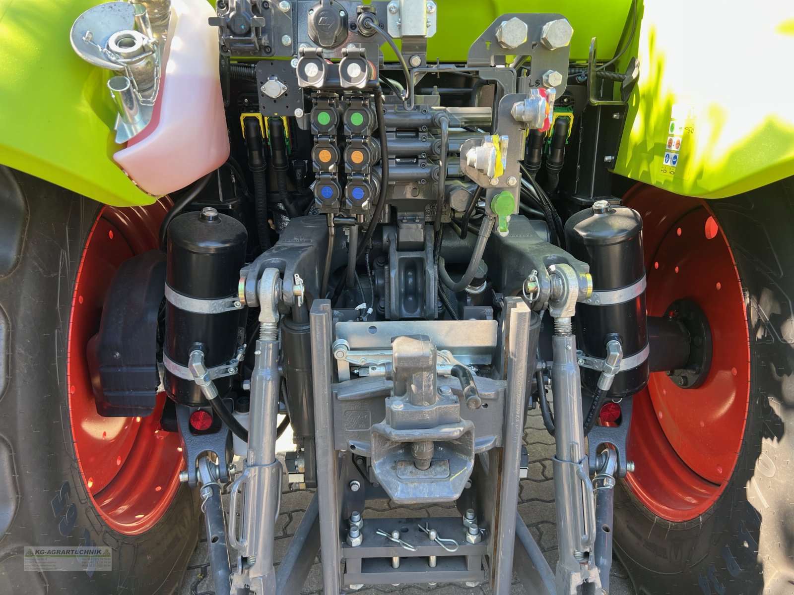 Traktor a típus CLAAS Arion 410 / 420 CIS Panoramic Frontlader Vollausstattung, Gebrauchtmaschine ekkor: Langensendelbach (Kép 16)