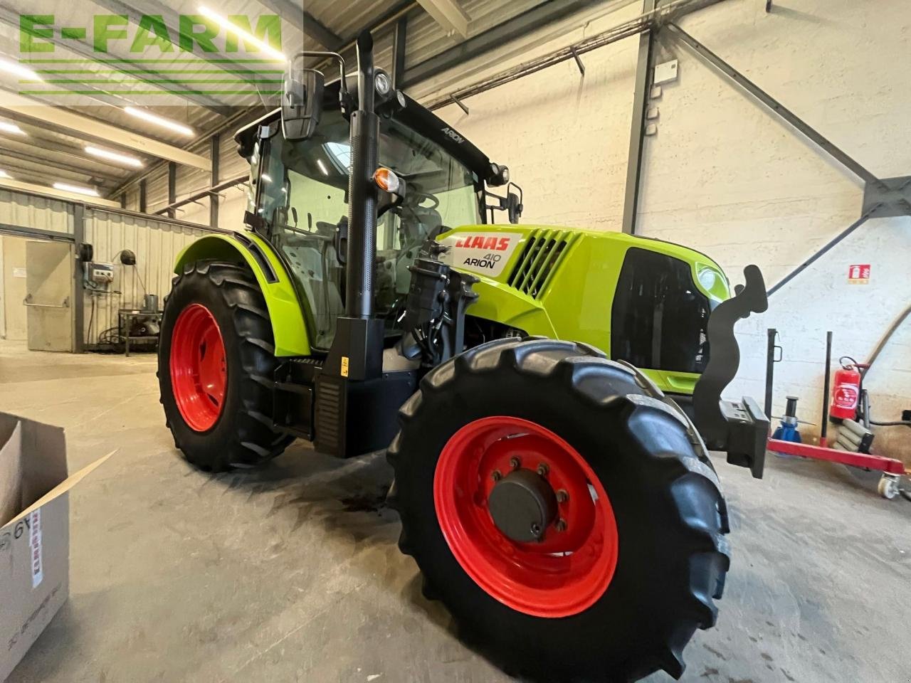 Traktor des Typs CLAAS arion 410 (a52/100), Gebrauchtmaschine in PONTIVY (56 - MORBIHAN) (Bild 1)