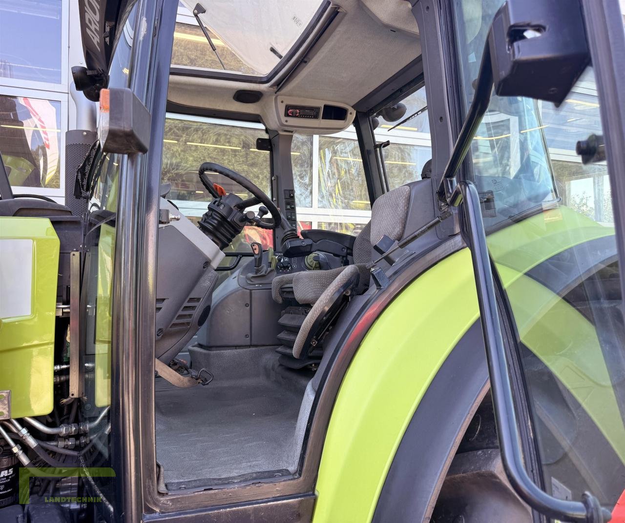 Traktor van het type CLAAS ARION 410 CIS A21 + FL 100 e, Gebrauchtmaschine in Homberg (Ohm) - Maulbach (Foto 18)