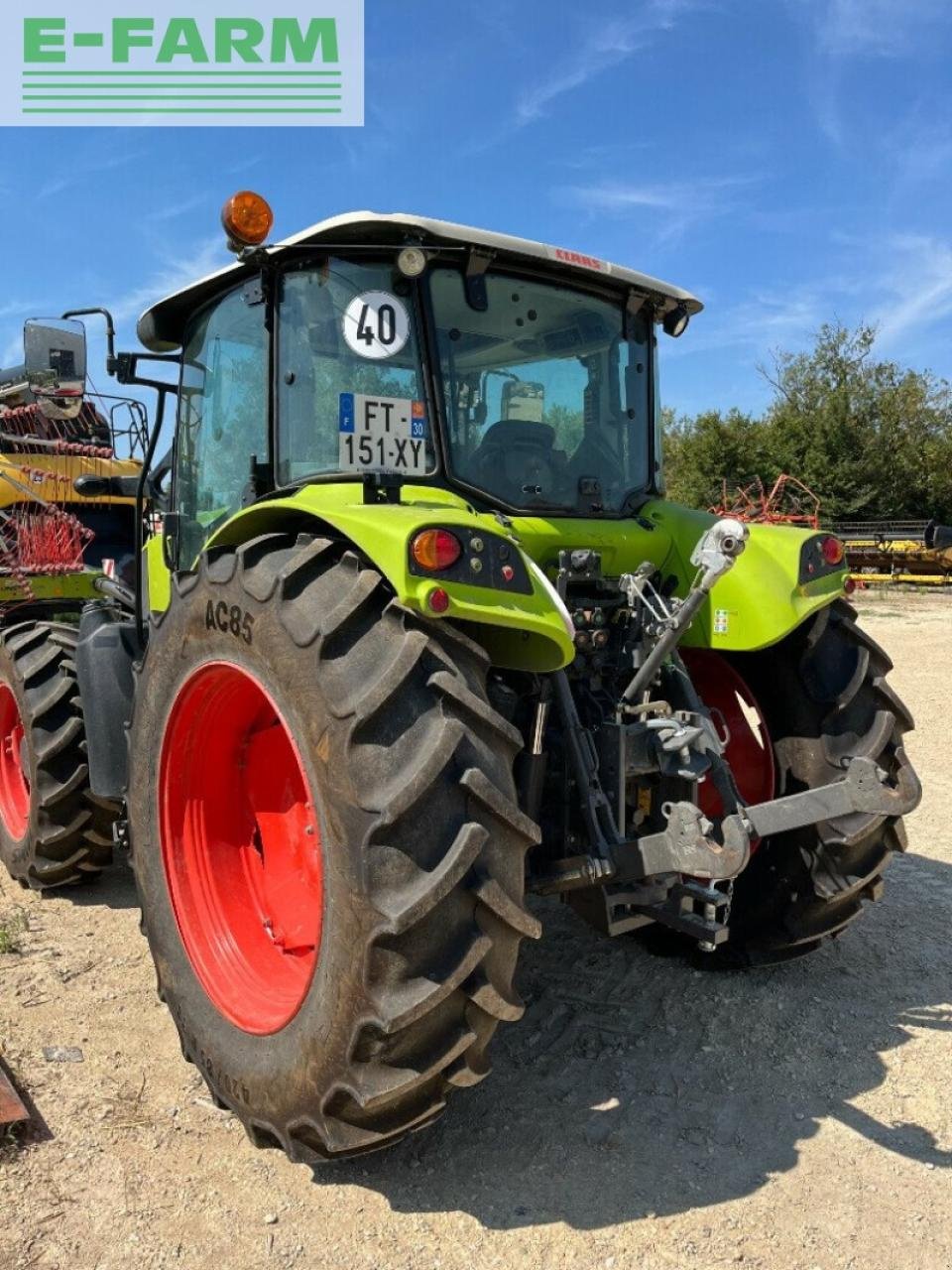 Traktor van het type CLAAS arion 410 classic tb, Gebrauchtmaschine in ST ANDIOL (Foto 4)