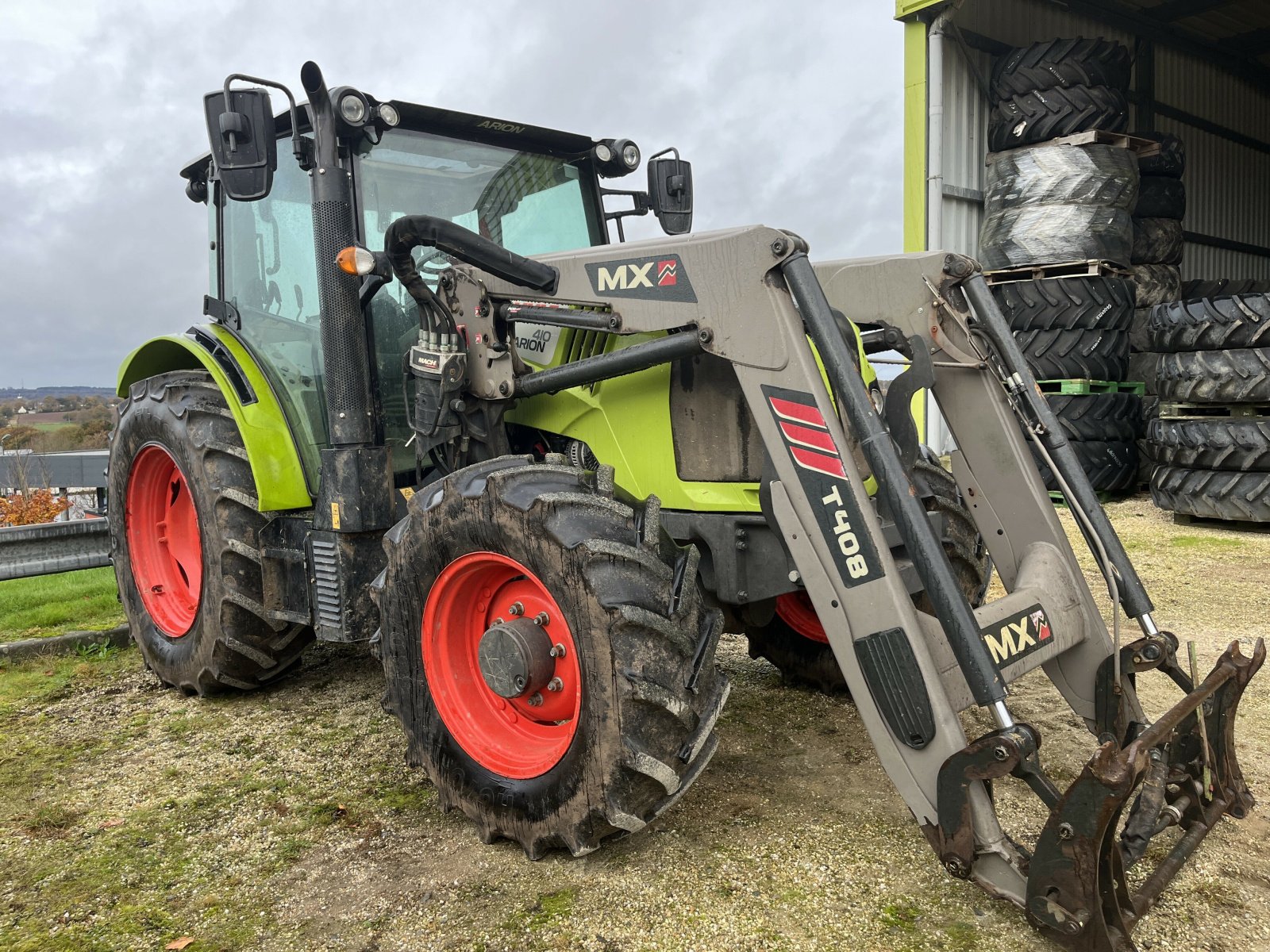 Traktor of the type CLAAS ARION 410 CLASSIC TB, Gebrauchtmaschine in PONTIVY (Picture 1)