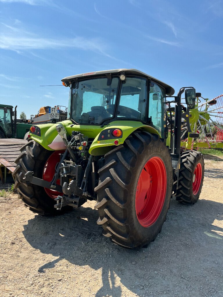 Traktor des Typs CLAAS ARION 410 CLASSIC TB, Gebrauchtmaschine in SAINT ANDIOL (Bild 3)