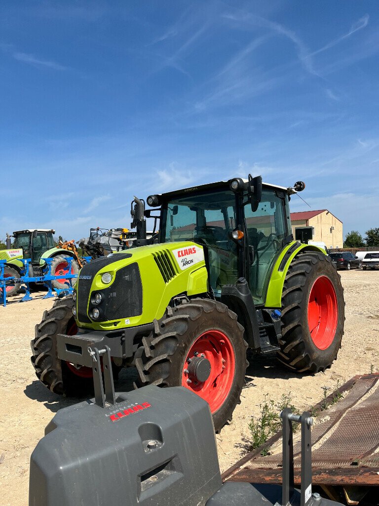 Traktor typu CLAAS ARION 410 CLASSIC TB, Gebrauchtmaschine v SAINT ANDIOL (Obrázok 2)