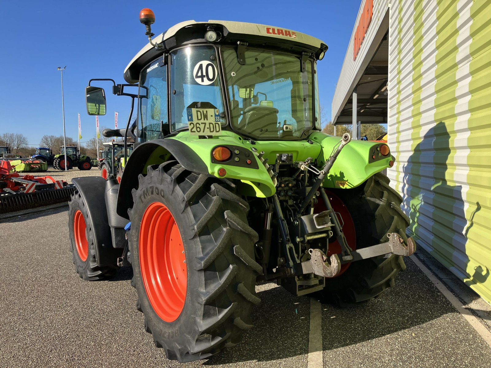 Traktor типа CLAAS ARION 410 PANORAMIC + BATIS, Gebrauchtmaschine в AILLAS (Фотография 3)