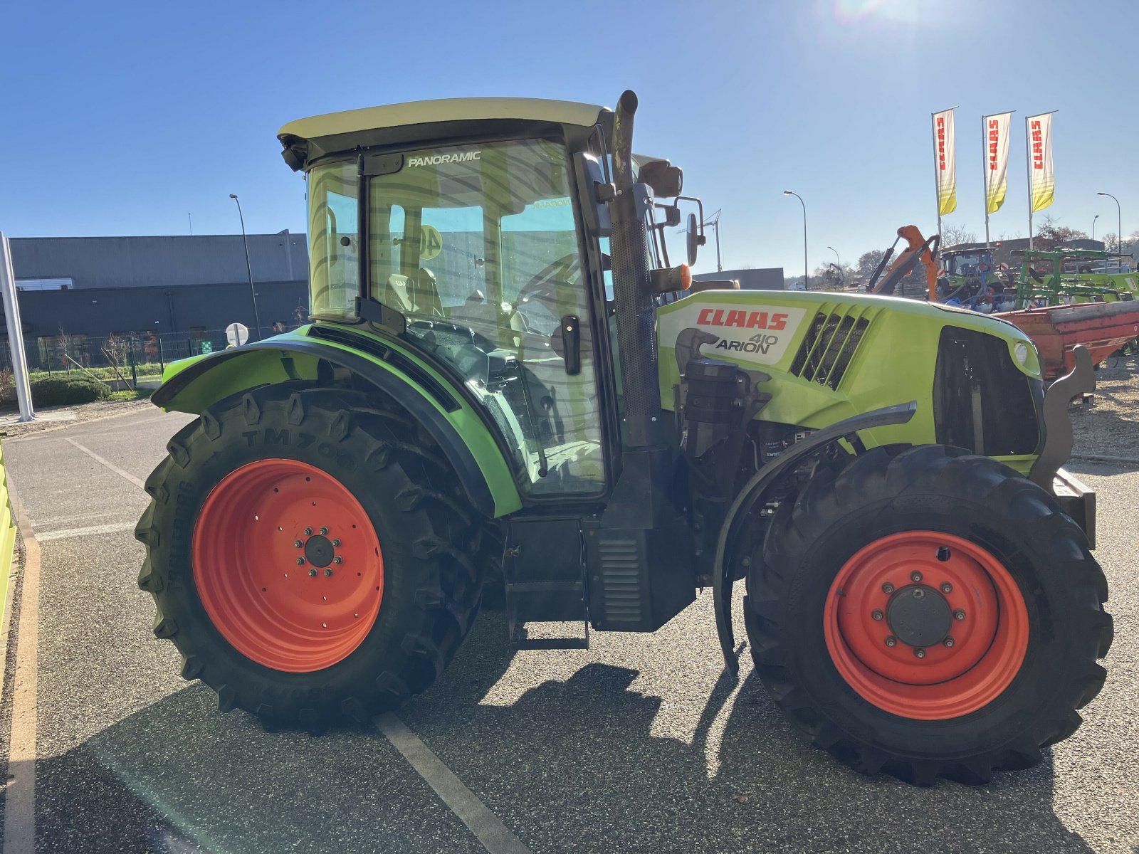 Traktor typu CLAAS ARION 410 PANORAMIC + BATIS, Gebrauchtmaschine v AILLAS (Obrázok 5)