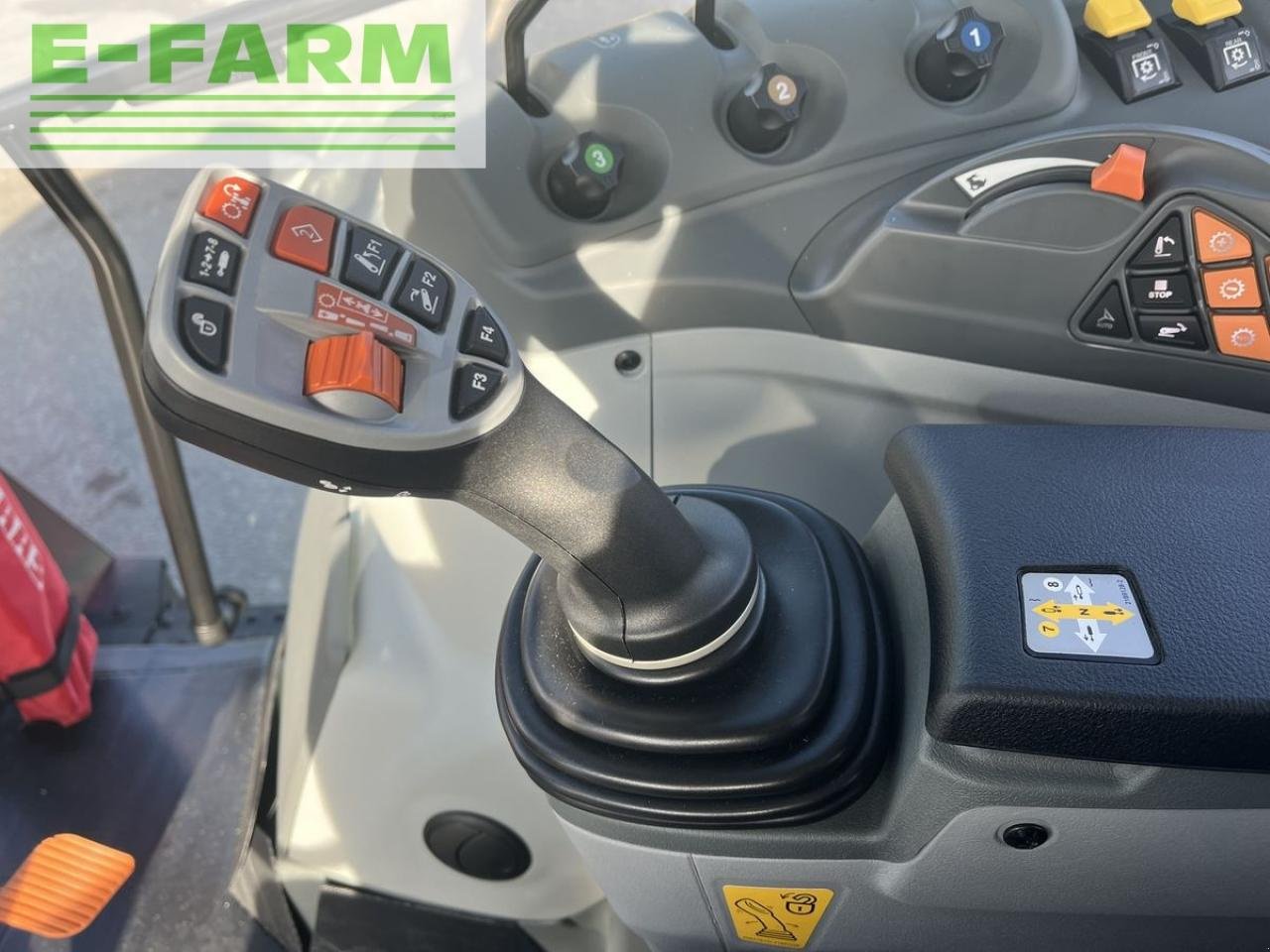 Traktor tip CLAAS arion 410 stage v (cis), Gebrauchtmaschine in ELIXHAUSEN (Poză 10)