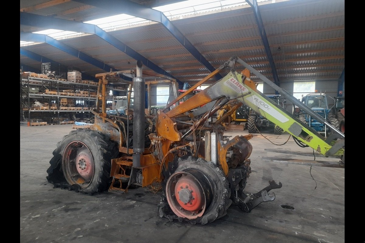 Traktor του τύπου CLAAS Arion 410, Gebrauchtmaschine σε Viborg (Φωτογραφία 4)