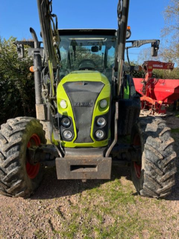 Traktor van het type CLAAS ARION 410, Gebrauchtmaschine in CHAMPLECY (Foto 2)