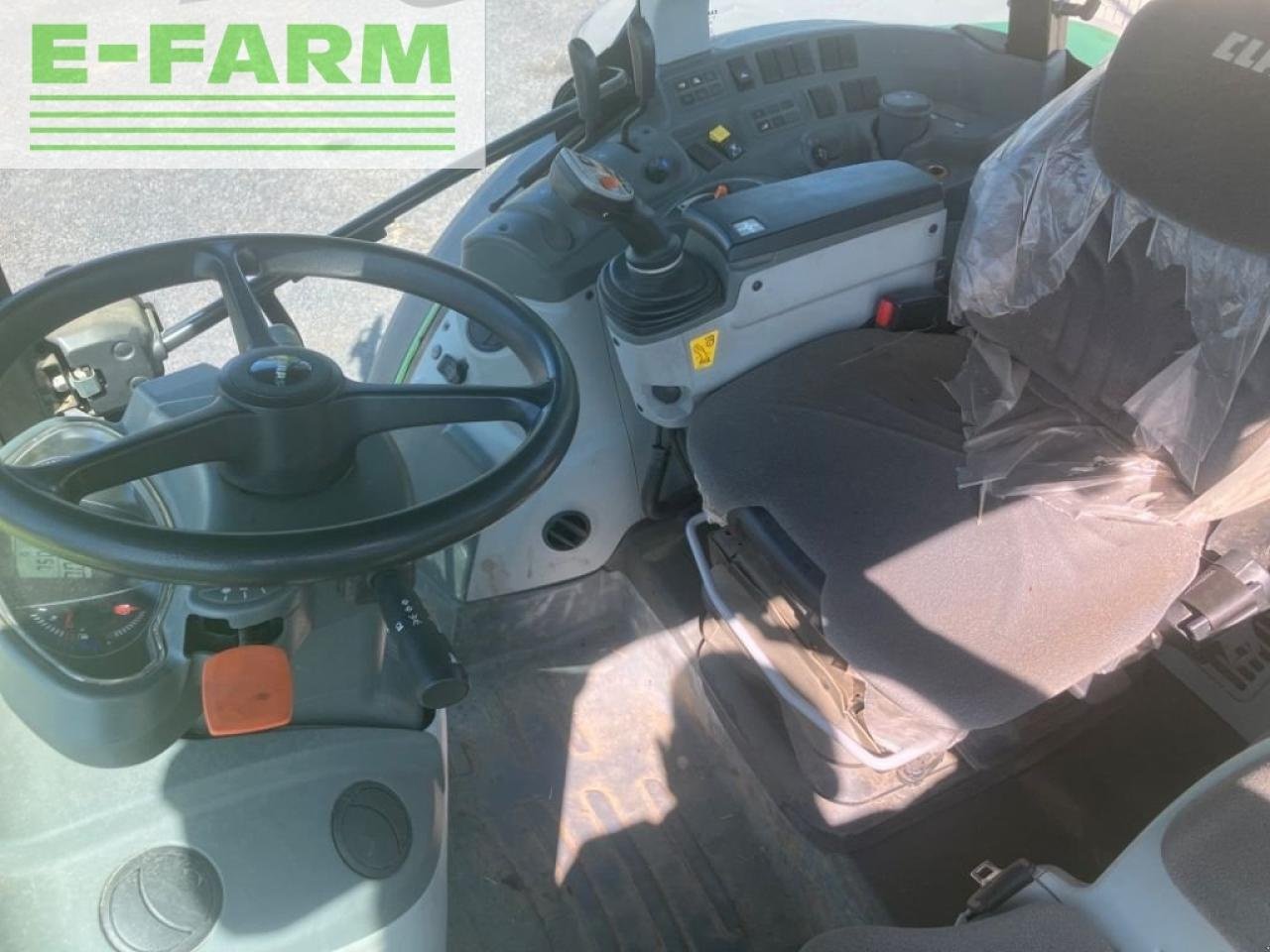 Traktor tipa CLAAS arion 410, Gebrauchtmaschine u SAINTE-GENEVIÈVE-SUR-ARGENCE (Slika 4)