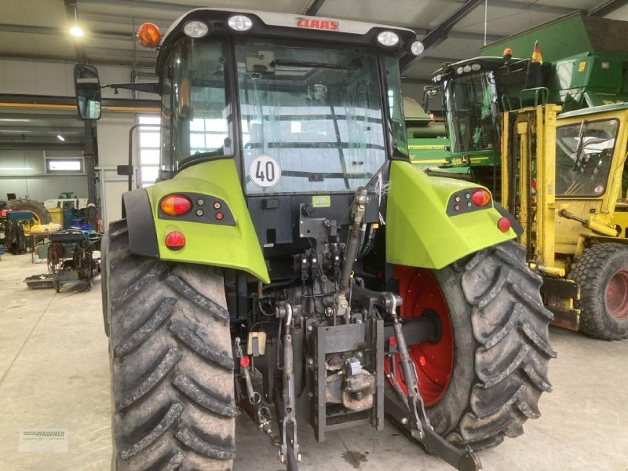 Traktor typu CLAAS Arion 410, Gebrauchtmaschine w Bad Wildungen - Wega (Zdjęcie 3)