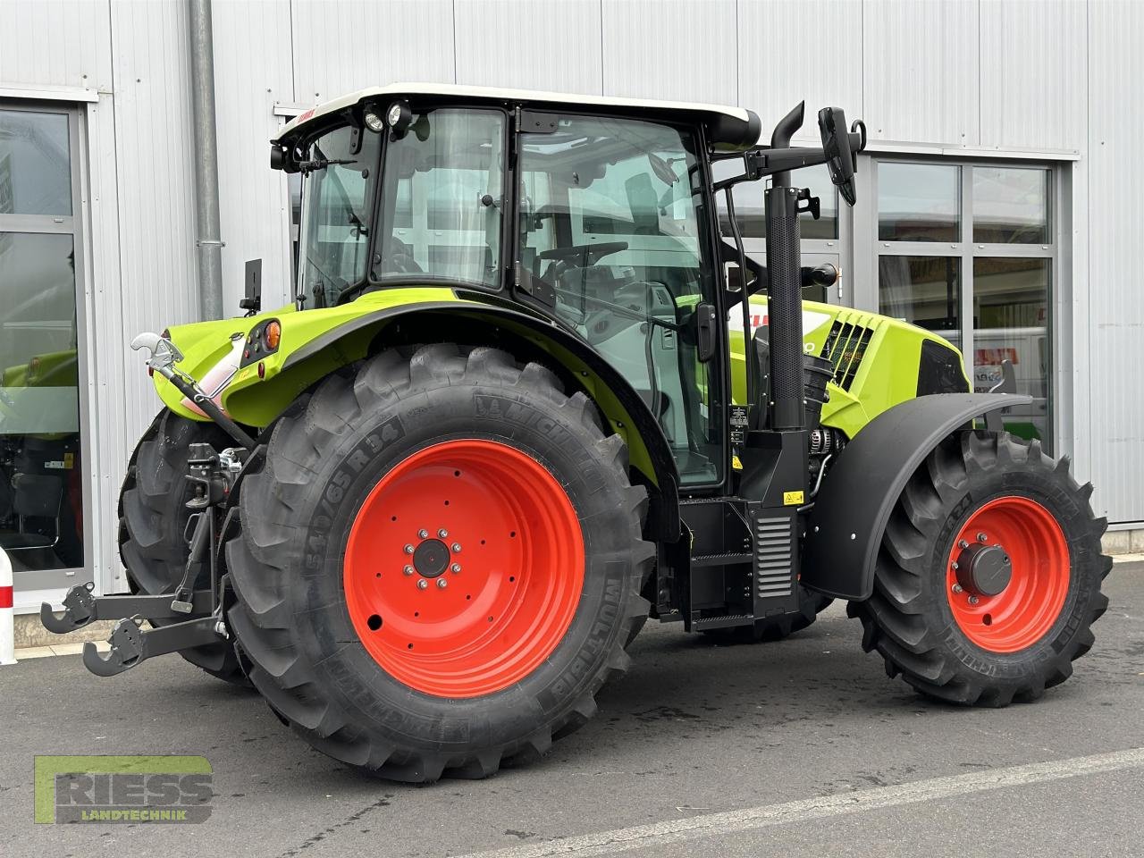 Traktor van het type CLAAS ARION 420 Advanced Flachdach, Neumaschine in Homberg (Ohm) - Maulbach (Foto 9)