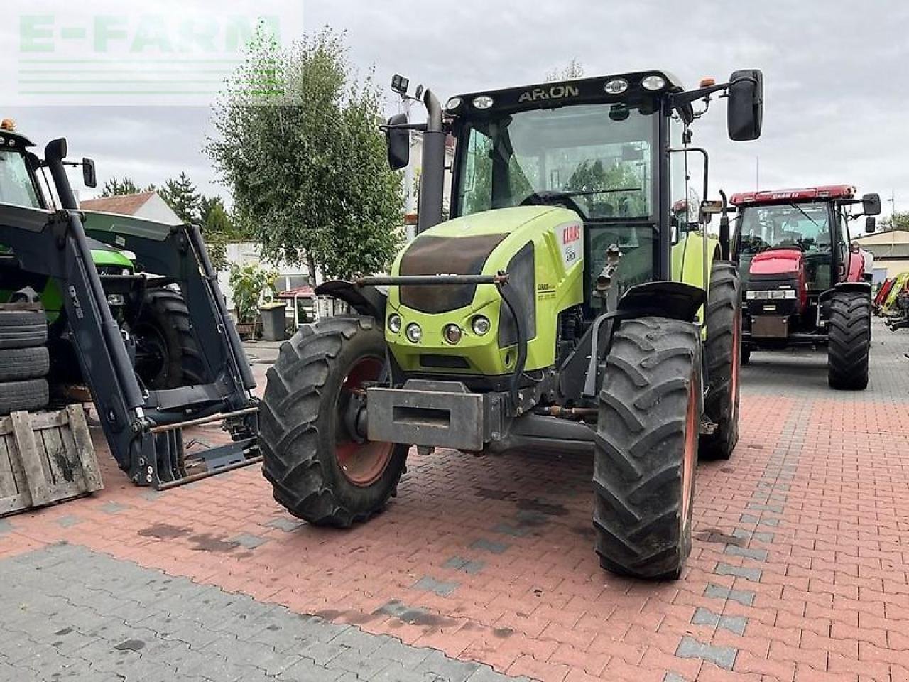 Traktor del tipo CLAAS arion 420 cis, Gebrauchtmaschine In DAMAS?AWEK (Immagine 2)