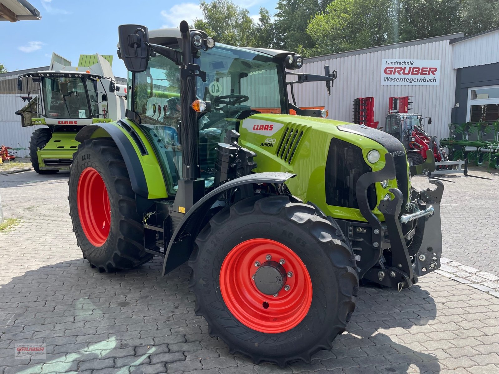 Traktor des Typs CLAAS Arion 420 CIS, Gebrauchtmaschine in Dorfen (Bild 4)