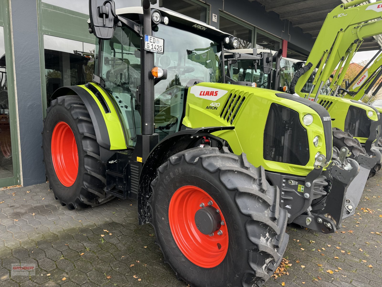 Traktor van het type CLAAS Arion 420 CIS, Gebrauchtmaschine in Dorfen (Foto 2)